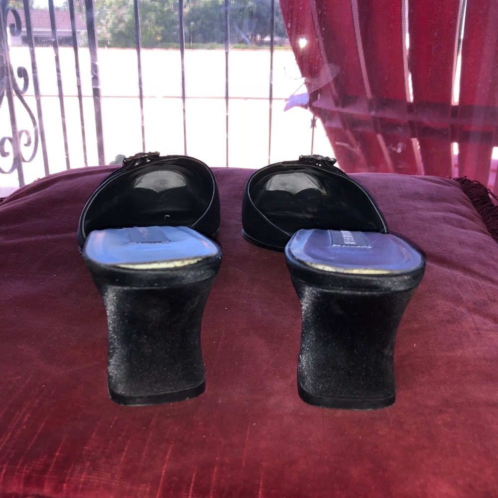 Donated Jennifer Moore mules - Picture 3 of 5